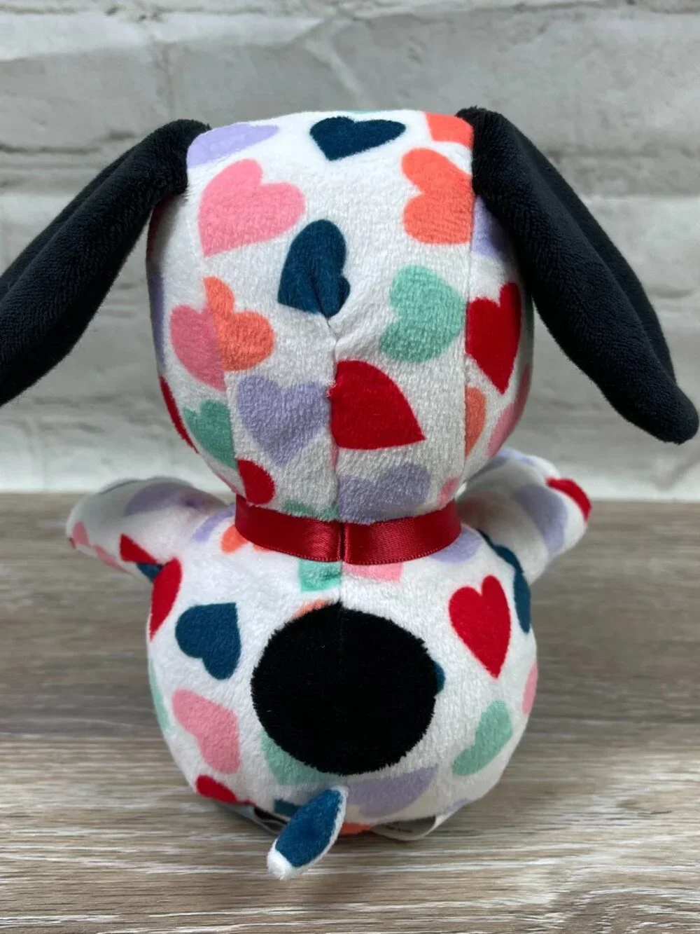 VINTAGE 2004 HALLMARK HEARTS PEANUTS SNOOPY PLUSH